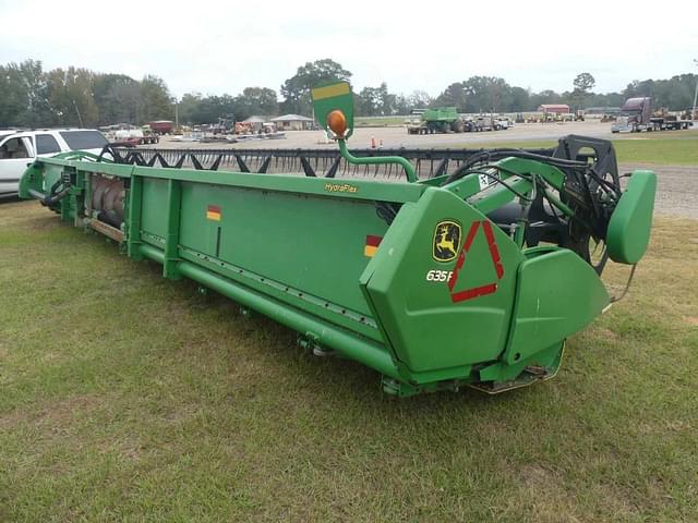 Image of John Deere 635F equipment image 2