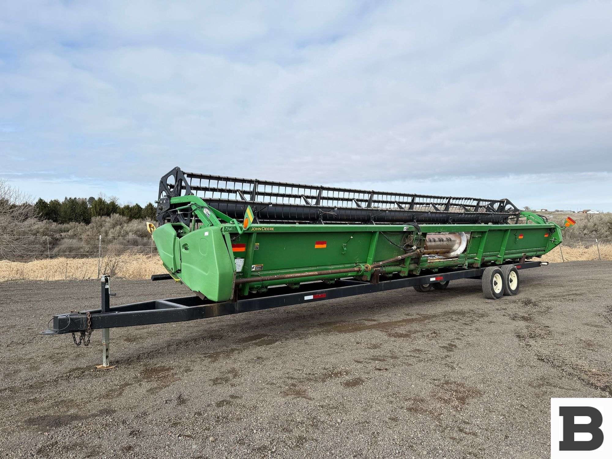 2009 John Deere 635F Equipment Image0