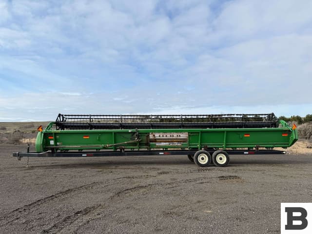 Image of John Deere 635F equipment image 2