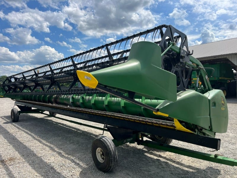 2009 John Deere 635F Equipment Image0