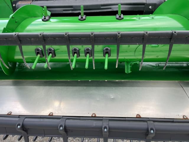 Image of John Deere 635F equipment image 1