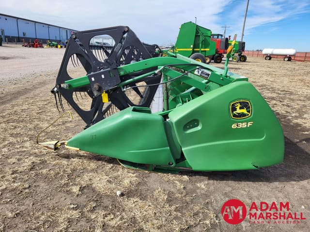 Image of John Deere 635F equipment image 4