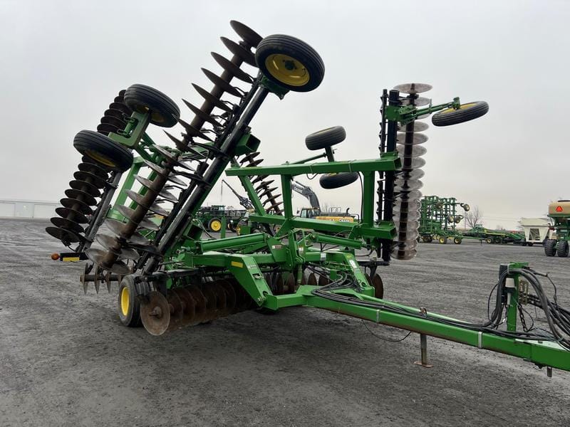 2009 John Deere 637 Equipment Image0