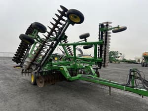 2009 John Deere 637 Image