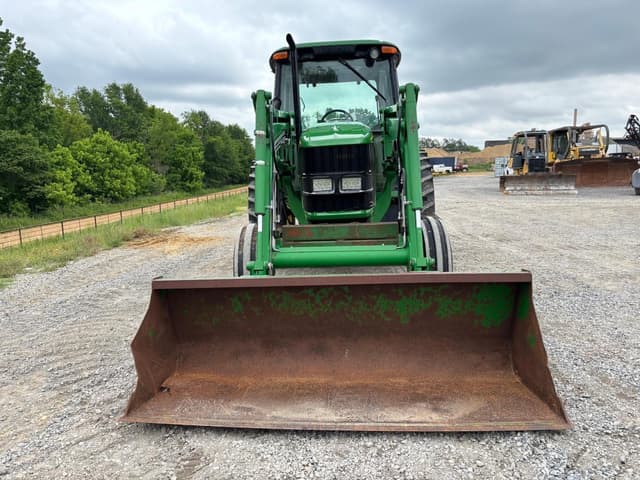 Image of John Deere 6415 equipment image 2