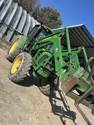 Image of John Deere 6430 equipment image 1