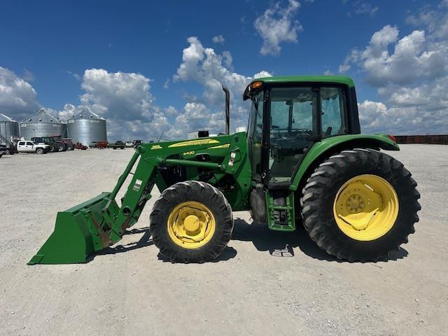Image of John Deere 6430 equipment image 1