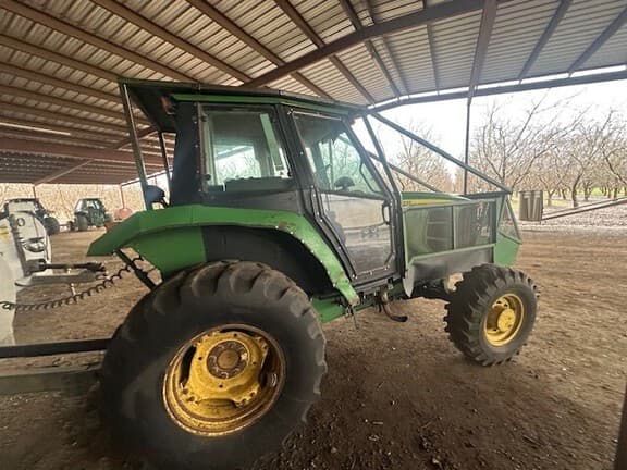 Image of John Deere 6430 equipment image 4