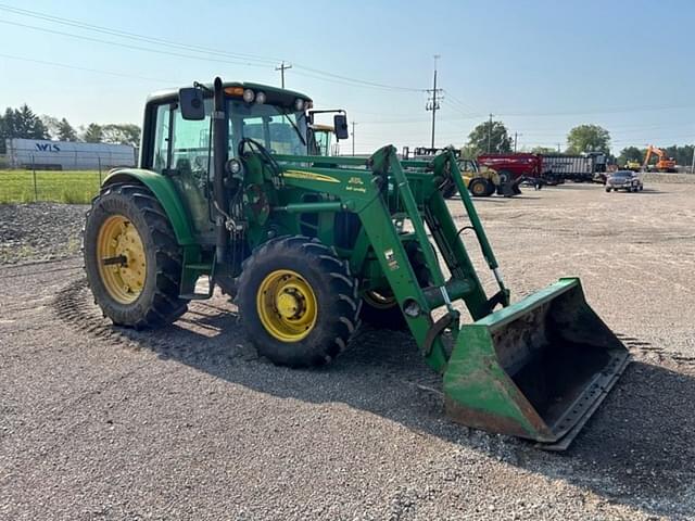 Image of John Deere 6430 equipment image 2