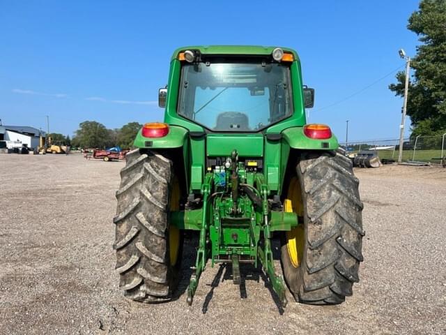 Image of John Deere 6430 equipment image 4