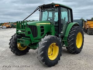 2009 John Deere 6430 Image
