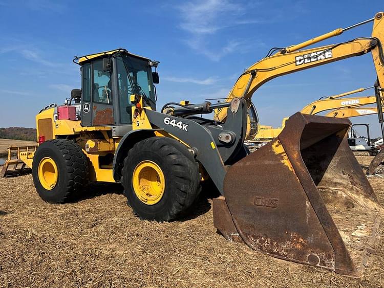 2009 John Deere 644K Equipment Image0