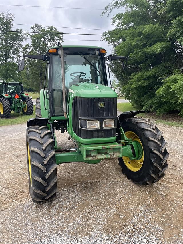 Image of John Deere 7130 equipment image 2