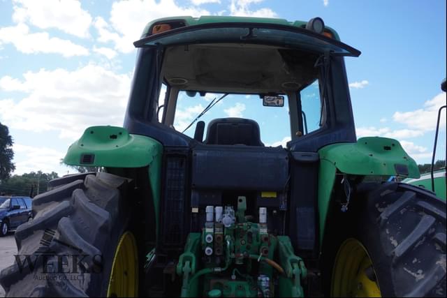 Image of John Deere 7130 equipment image 4