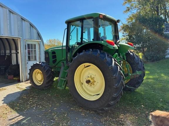 Image of John Deere 7130 equipment image 2