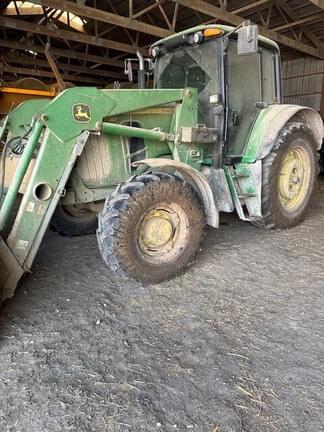 Image of John Deere 7130 equipment image 1