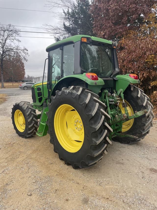 Image of John Deere 7130 equipment image 3