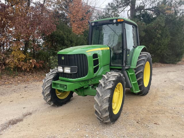 Image of John Deere 7130 equipment image 1