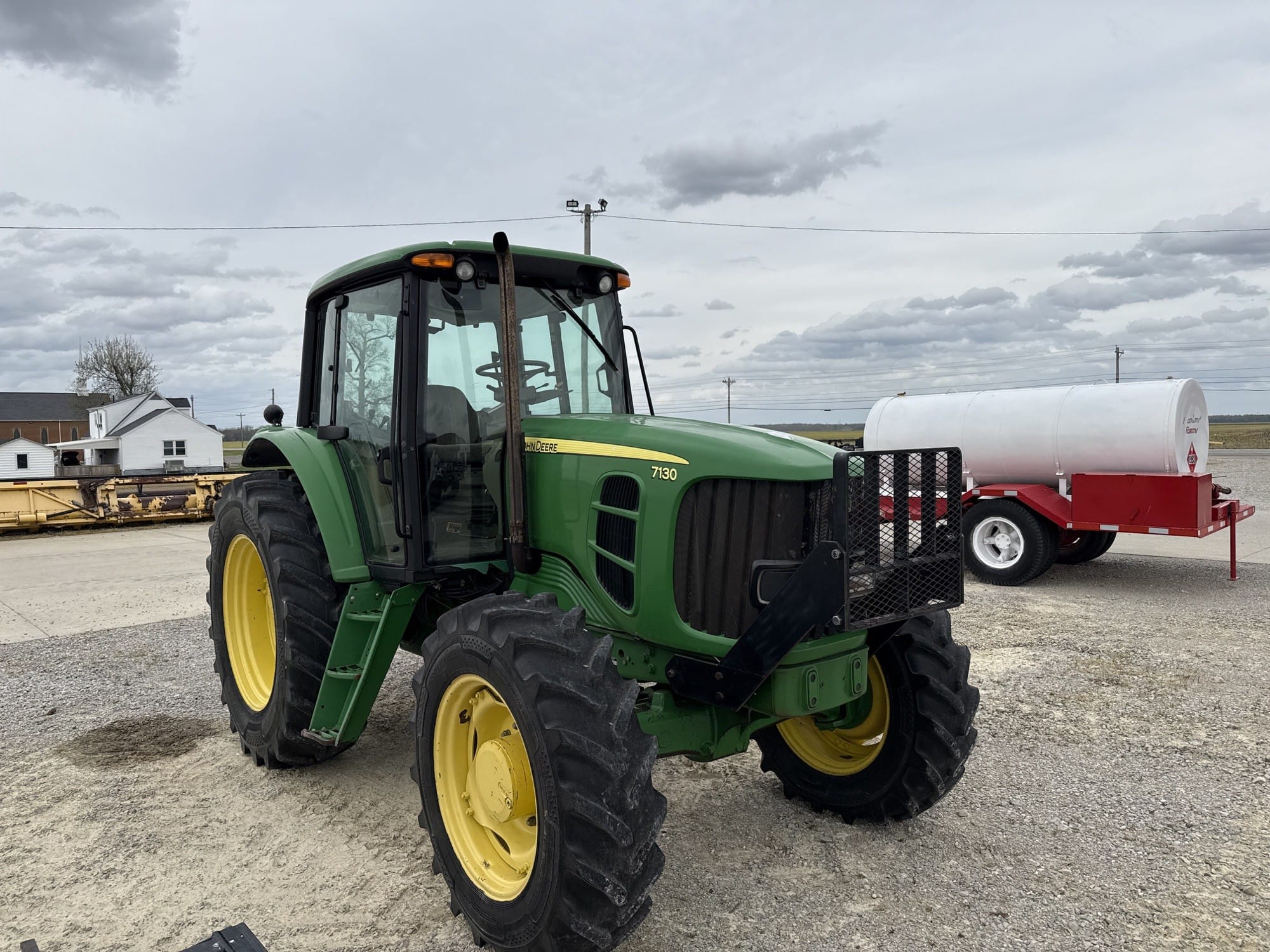 2009 John Deere 7130 Equipment Image0