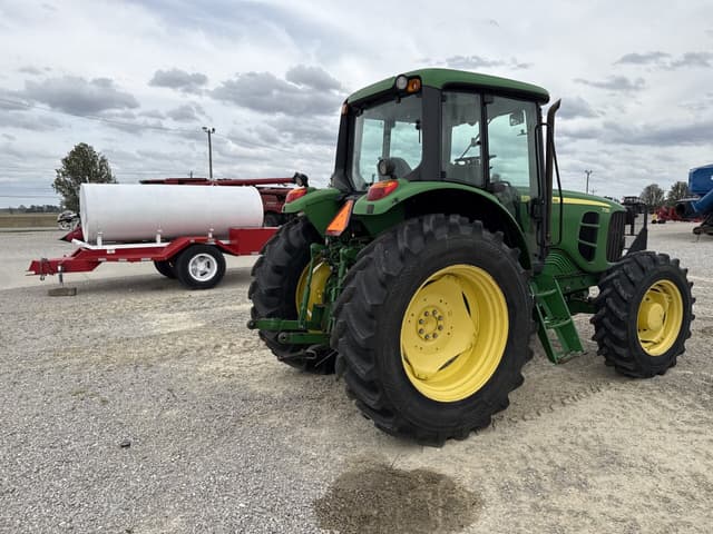 Image of John Deere 7130 equipment image 2