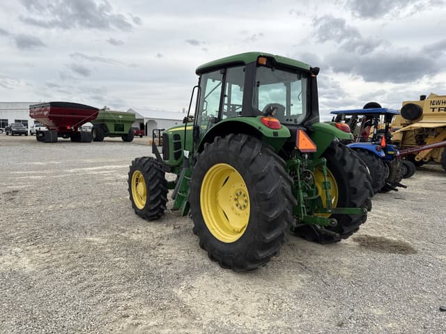 Image of John Deere 7130 equipment image 4