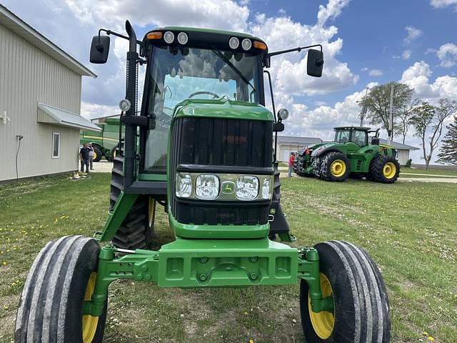 Image of John Deere 7230 equipment image 1