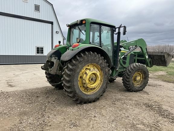 Image of John Deere 7230 Premium equipment image 4