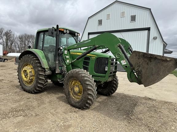 Image of John Deere 7230 Premium equipment image 1