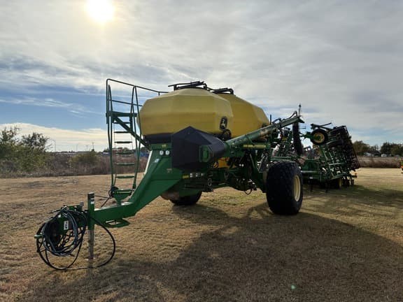 Image of John Deere 730 equipment image 1