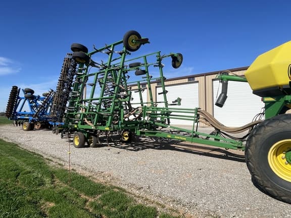 Image of John Deere 730 equipment image 4