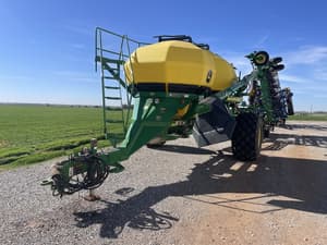2009 John Deere 730 Image