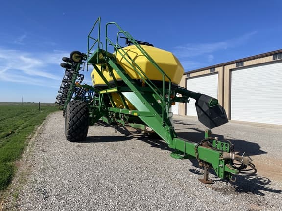 Image of John Deere 730 equipment image 1