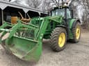 2009 John Deere 7330 Image