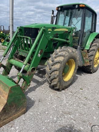 Main image John Deere 7330