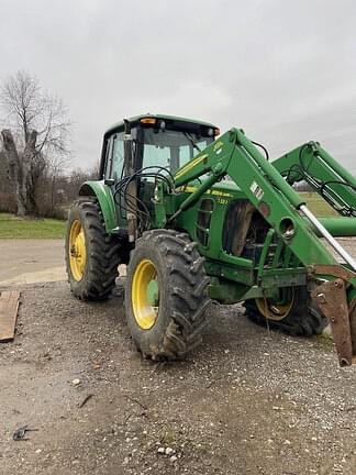 Image of John Deere 7330 Primary image