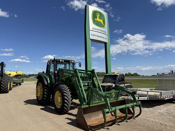 2009 John Deere 7330 Equipment Image0