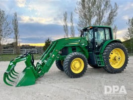 100 to 174 HP Tractors image