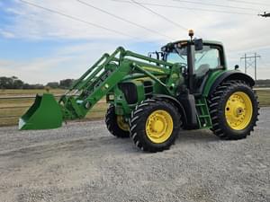 2009 John Deere 7430 Premium Image