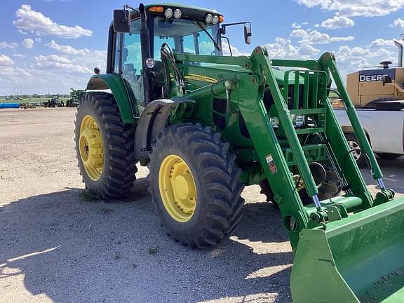 Image of John Deere 7430 Premium equipment image 1