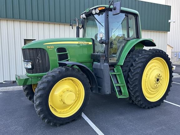 Image of John Deere 7430 Premium Primary image