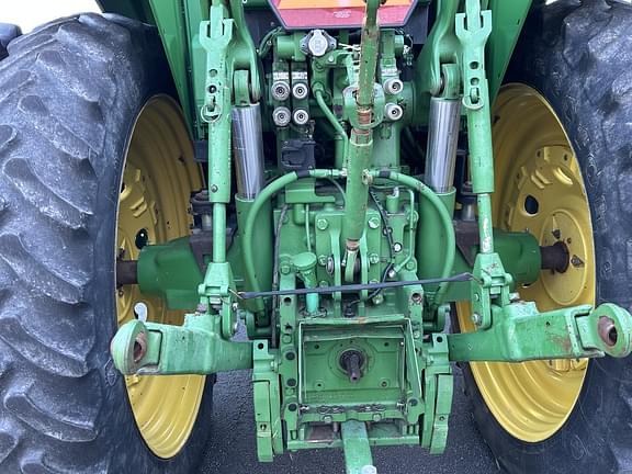 Image of John Deere 7430 Premium equipment image 4