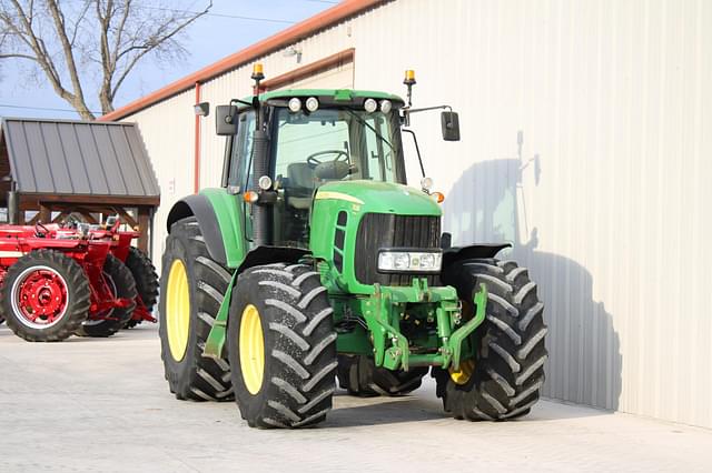 Image of John Deere 7530 Premium equipment image 2