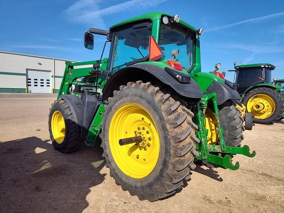 Image of John Deere 7530 Premium equipment image 2