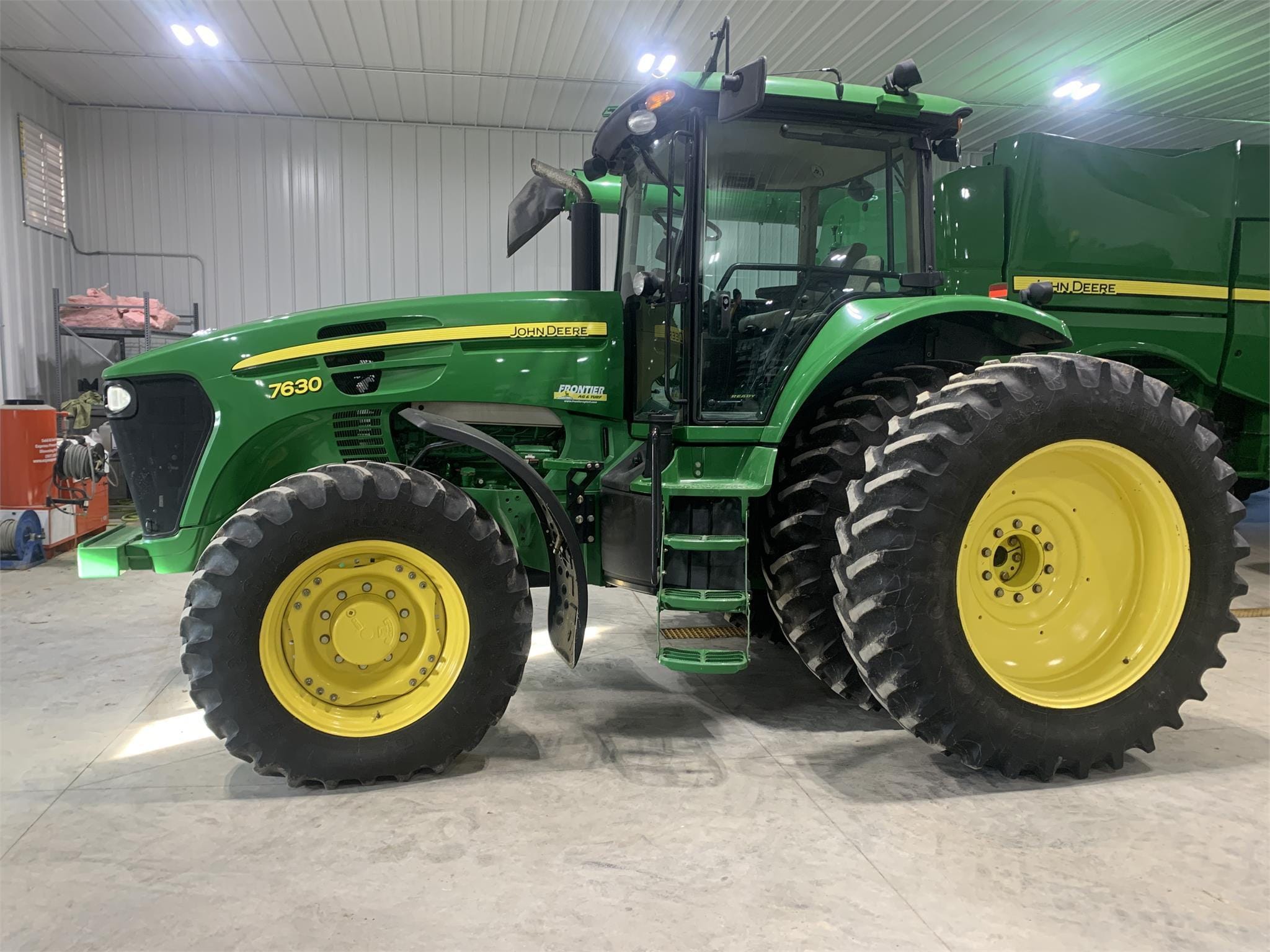 Main image John Deere 7630