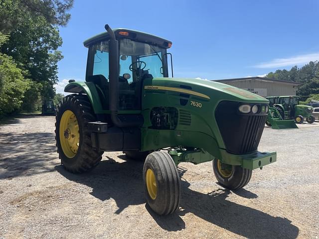 Image of John Deere 7630 equipment image 3