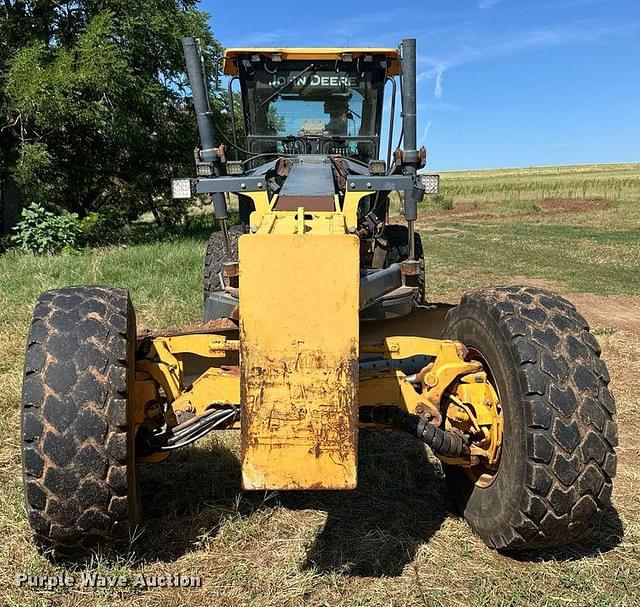 Image of John Deere 772D equipment image 1