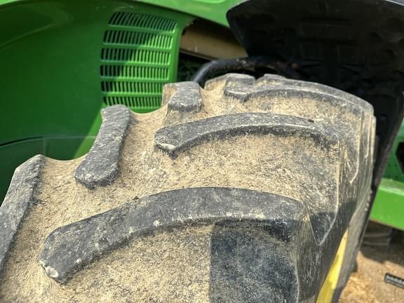 Image of John Deere 7830 equipment image 1