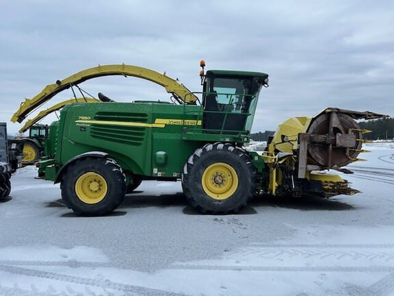 2009 John Deere 7850 Equipment Image0