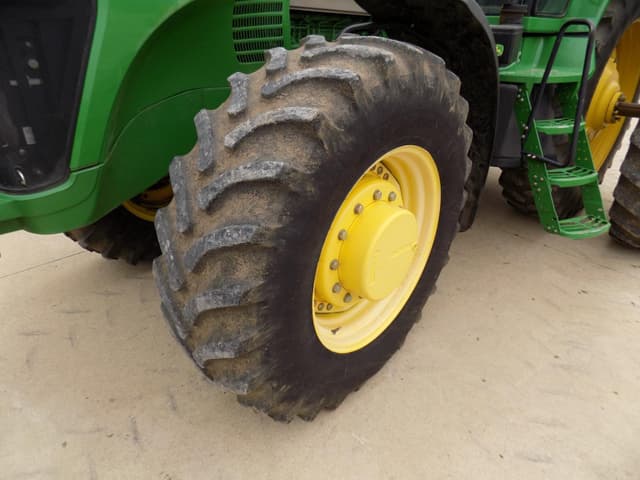 Image of John Deere 7930 equipment image 1