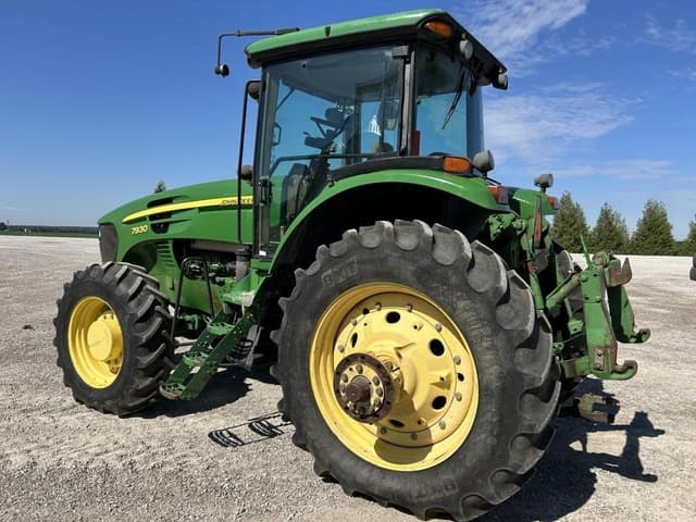 Image of John Deere 7930 equipment image 4